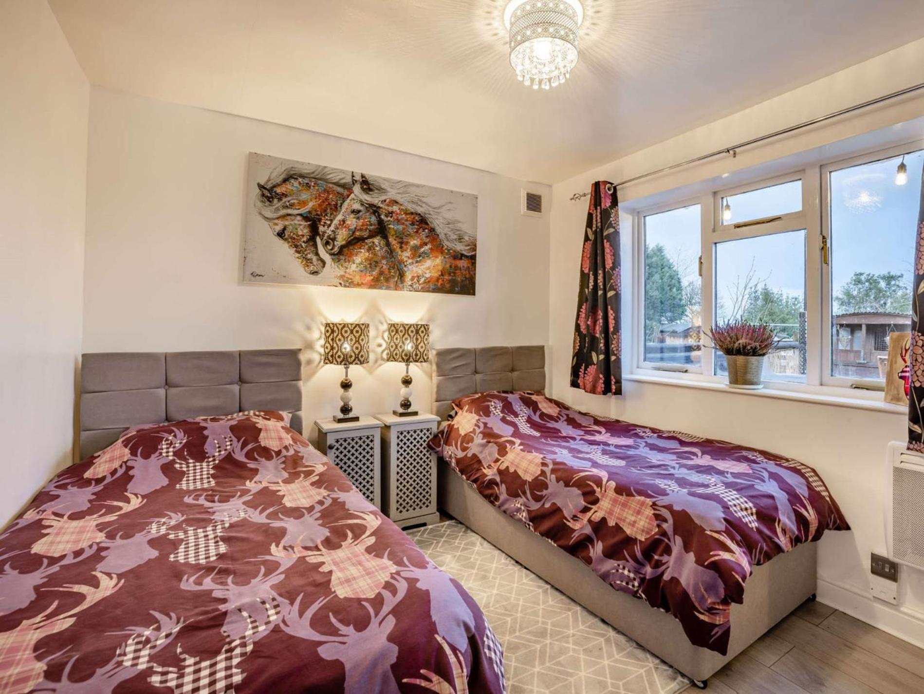 2 Bed In Denbigh 90461 Villa Caerwys Bagian luar foto